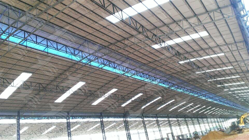 工业厂房屋面材料防腐耐用的选择，PVC厂房瓦在工业建筑领域的革新应用